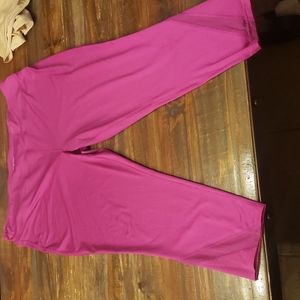 Tek Gear- Dry Tek Capris